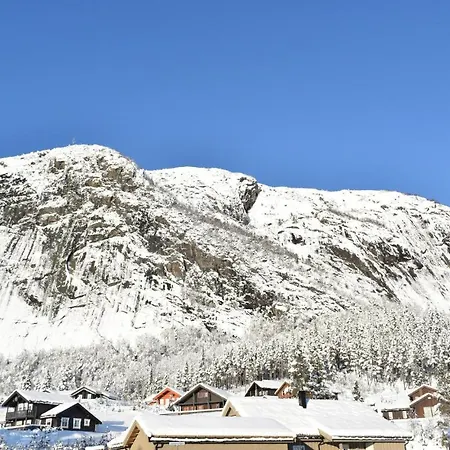 Awesome In W/ 3 Bedrooms * Rysstad