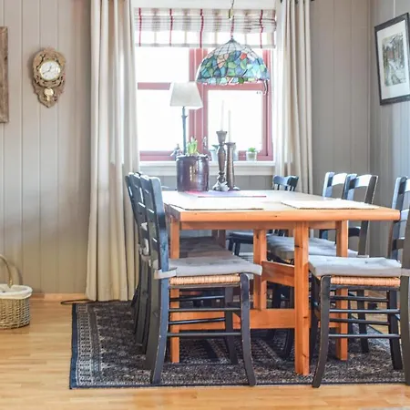 Awesome In W/ 3 Bedrooms