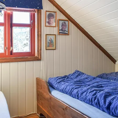 Casa vacanze Awesome In W/ 3 Bedrooms